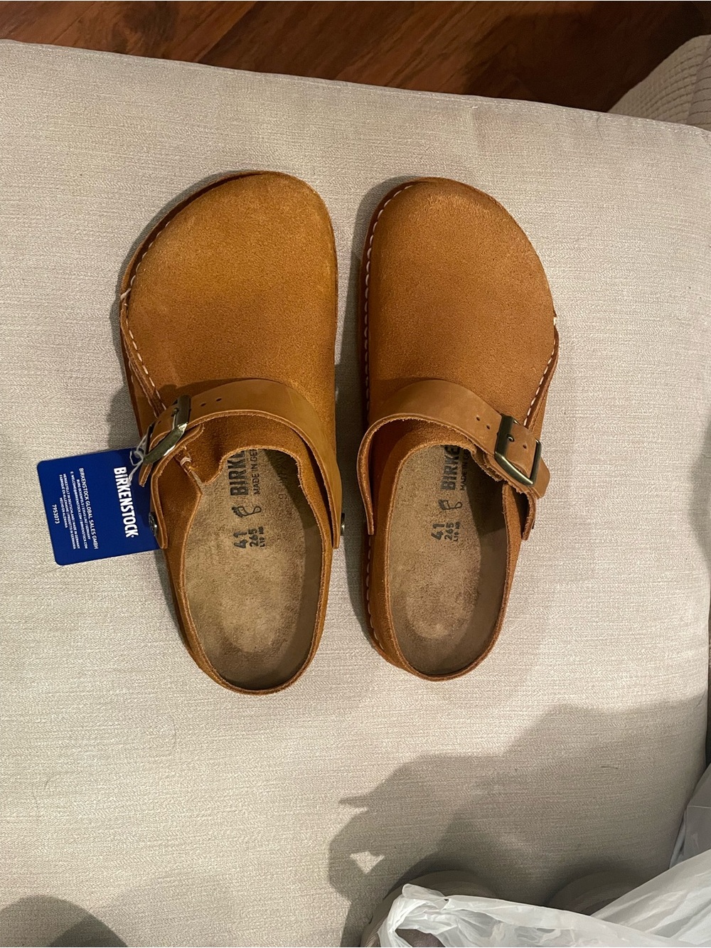 Birkenstock Unisex Lutry Clogs in Tan Suede